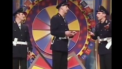 ALDO GIOVANNI E GIACOMO in i poliziotti di busto garolfo