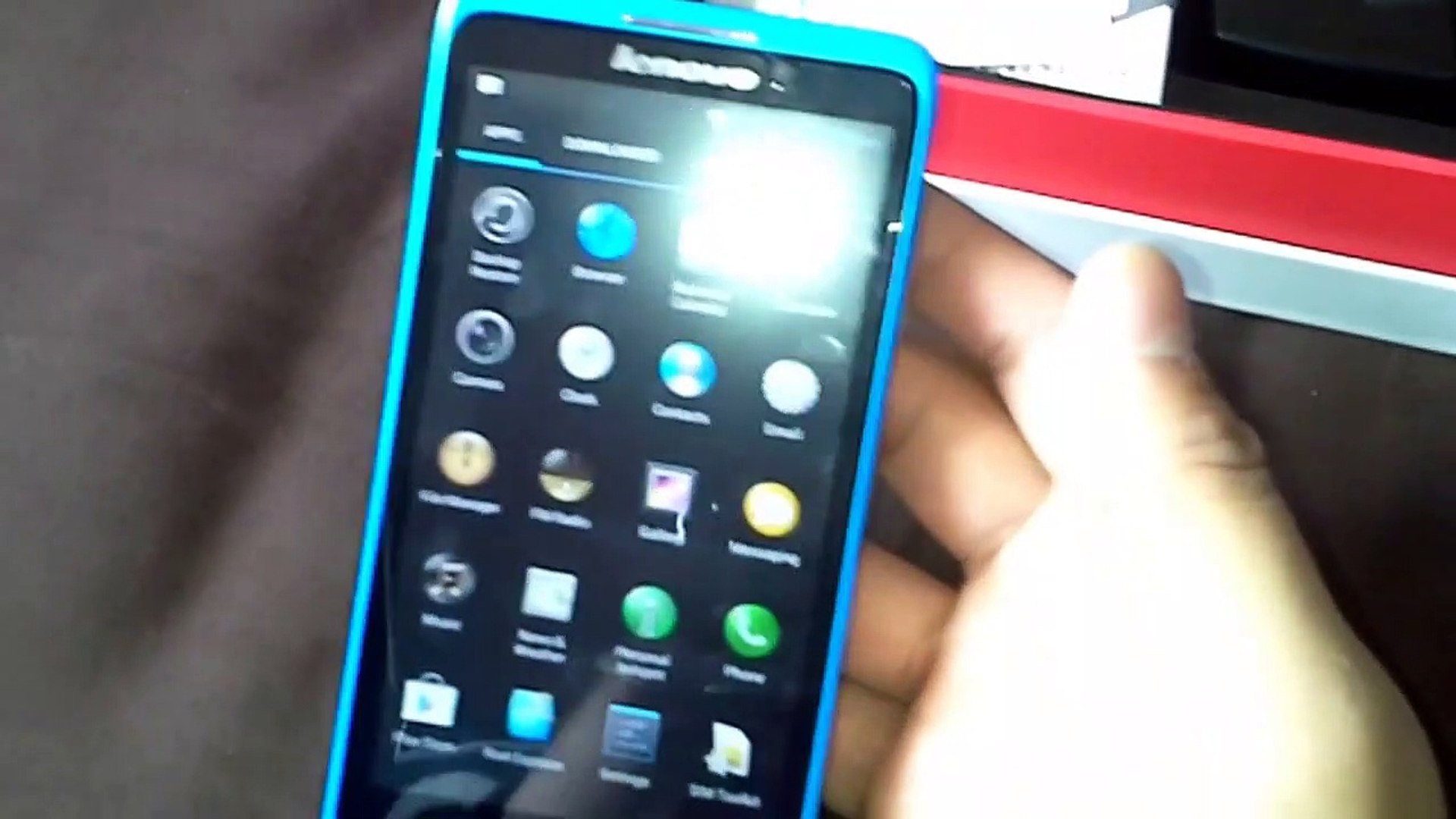 Lenovo S890 Android Smartphone (Review)