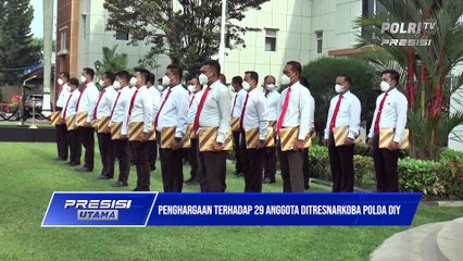 KAPOLDA DIY BERI PENGHARGAAN 29 ANGGOTA DITRESNARKOBA UNGKAP KASUS GANJA 2 TON