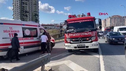 ÜMRANİYE'DE DEVRİLEN HAFİF TİCARİ ARACIN SÜRÜCÜSÜ YARALANDI