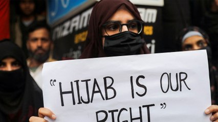 ولاية كارناتاكا الهندية تغلق المدارس 3 أيام بعد تصاعد الاحتجاجات بشأن الحجاب