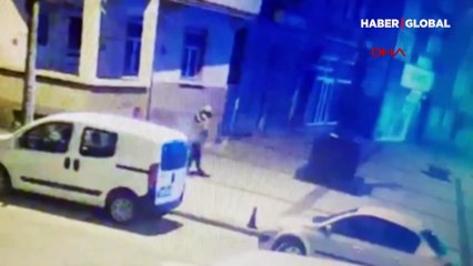 Adalet Anıtı'nın yakılmasında yeni detaylar: Kadın kıyafeti ve topuklu ayakkabı giymiş