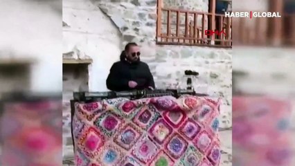 Sümela Manastırı'nda klip çekimine müdür vekili ve vali yardımcısı izin vermiş