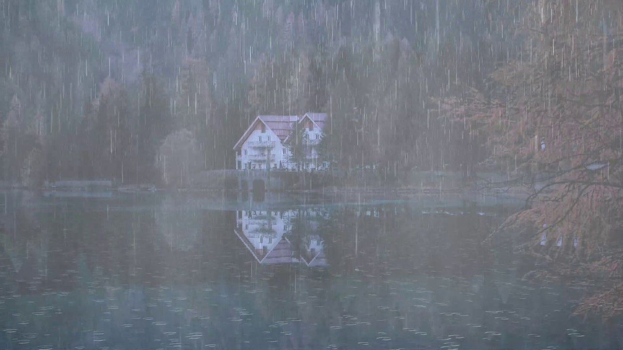 The rain falls on the lake - Beautiful landscape in the rainforest