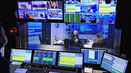 La surexposition d'un candidat à la présidentielle sur C8 et Spotify bannit la chaîne de podcast d’Alain Soral