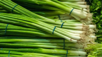 Green Onion का सेवन इन लोगो के खतरनाक| हरे प्याज खाने के नुकसान | Boldsky