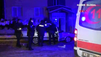 Tartışan çiftin otomobilde bıraktığı 2 çocuk, 3 saat sonra kurtarıldı