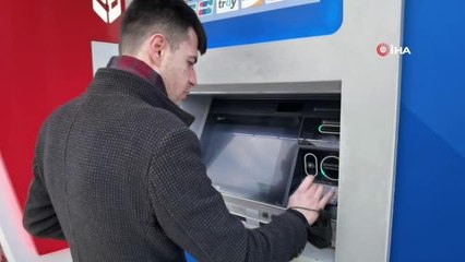 ATM'den çektiği hatalı basım 50 liralık banknotu 50 bin liraya satışa sundu