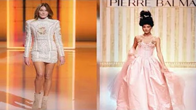 Carla Bruni Ventre à l'air et robe très courte, mannequin sublime pour B@lmain