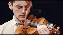 Giovanni, 19 anni, tra i migliori violini al mondo «Prima del concerto ballo»