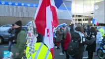 الشرطة تمنع احتجاجات على إجراءات مكافحة كوفيد بباريس