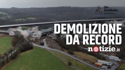 Germania, demolizione da record: spettacolare esplosione del viadotto alto più di 70 metri