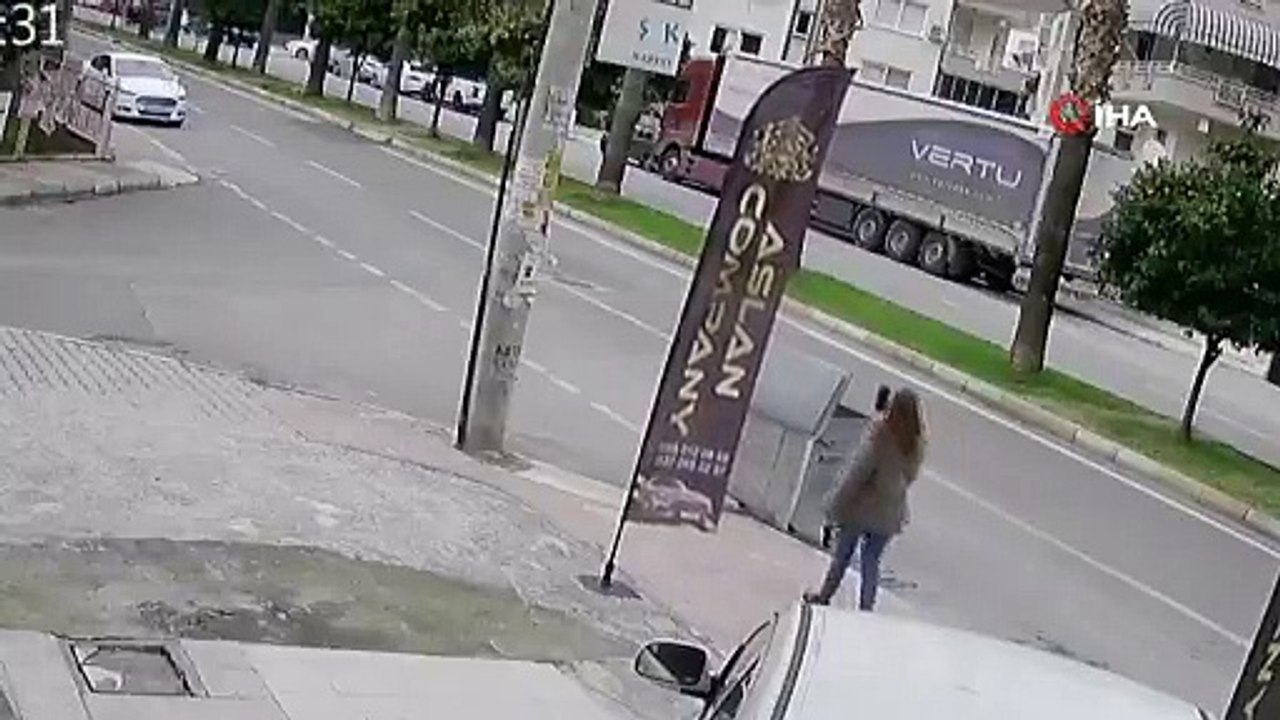 Görüntülü konuşma esnasında telefonu böyle çalındı