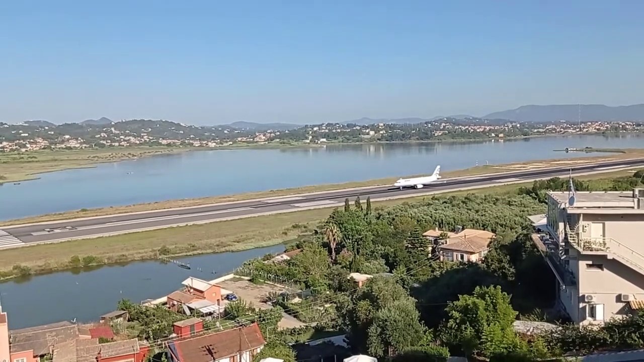 Απογείωση από το Αεροδρόμιο της Κέρκυρας! 21 Ιουλίου 2021