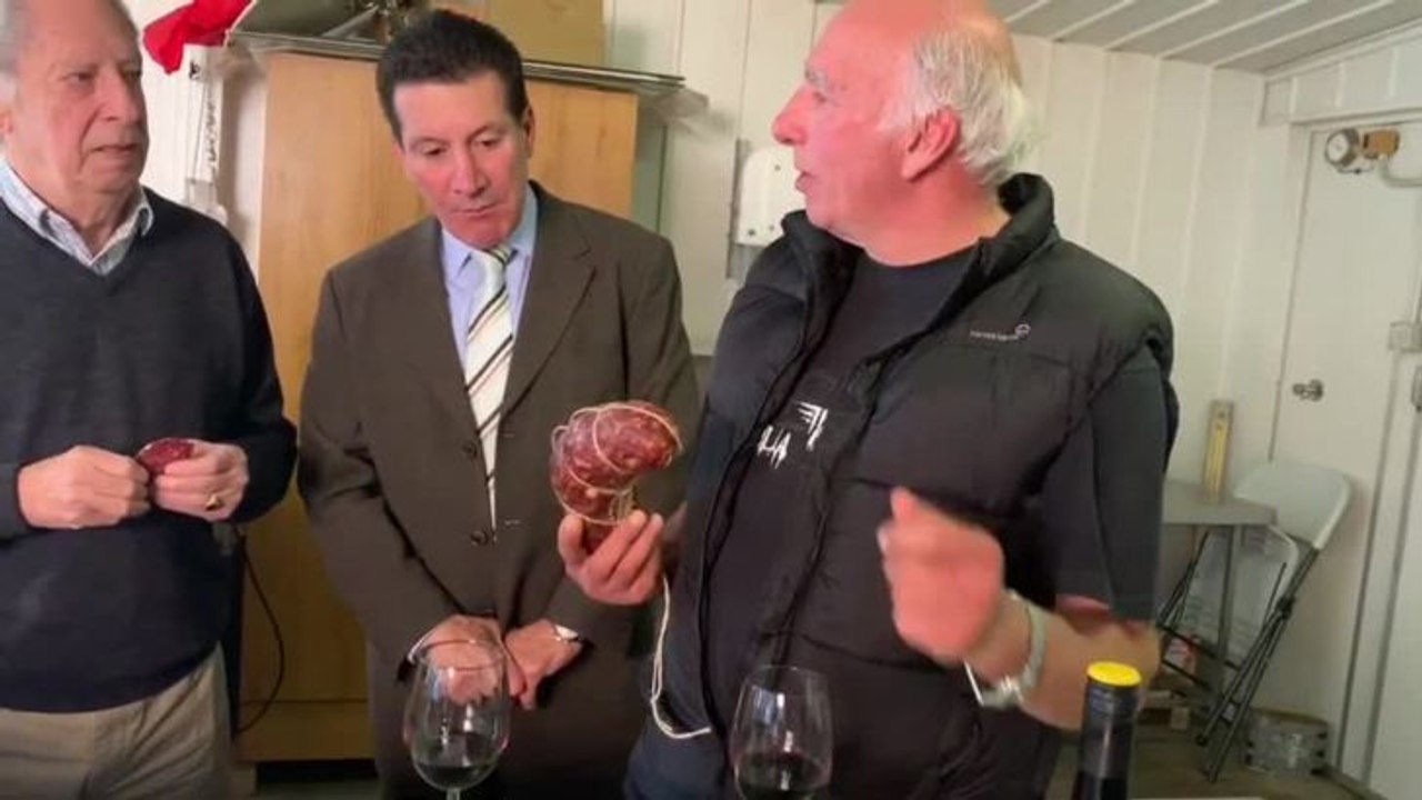 Salami judging