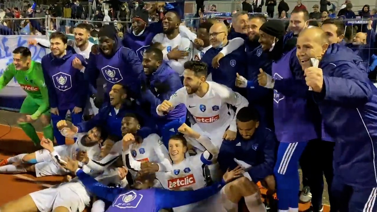 Retour sur la folle soirée du FC Versailles qualifié pour les demi-finales de la Coupe de France
