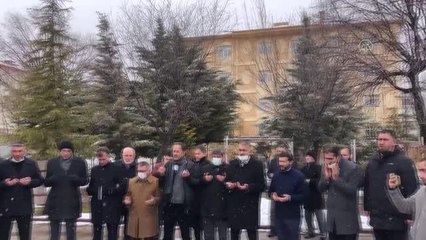 Suriye'ye 8 tır yardım gönderildi
