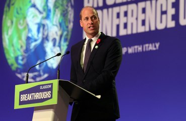 Prince William told school children in the United Arab Emirates “you are the future” as they planted trees to help reduce carbon emissions.
