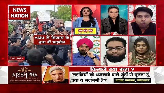 Desh Ki Bahas : Girls were instigated over hijab