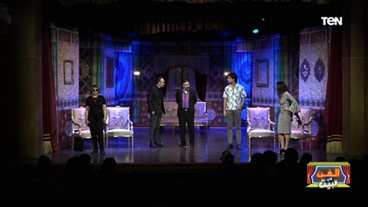 للاسف المشاكل اللي بتحصل بسبب الميراث بقي واقع بنعيشه وبنشوف العجب..جزء من العرض المسرحي "الميراث"