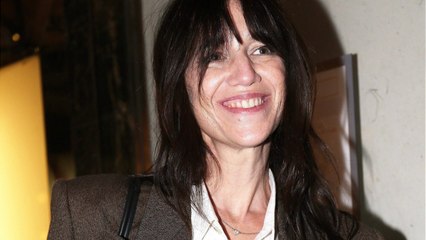 GALA VIDEO - Charlotte Gainsbourg : de quoi a-t-elle hérité à la mort de son père Serge ?