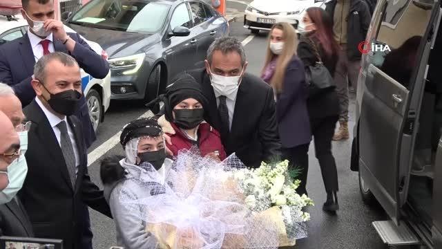 Bakan Özer'den yüz yüze eğitim açıklaması: İnşallah bu dönemi de yüz yüze eğitime kararlılıkla uyarak nihayetlendireceğiz