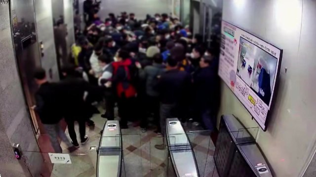 택배노조, CJ대한통운 본사 점거...사측 무관용 원칙 / YTN