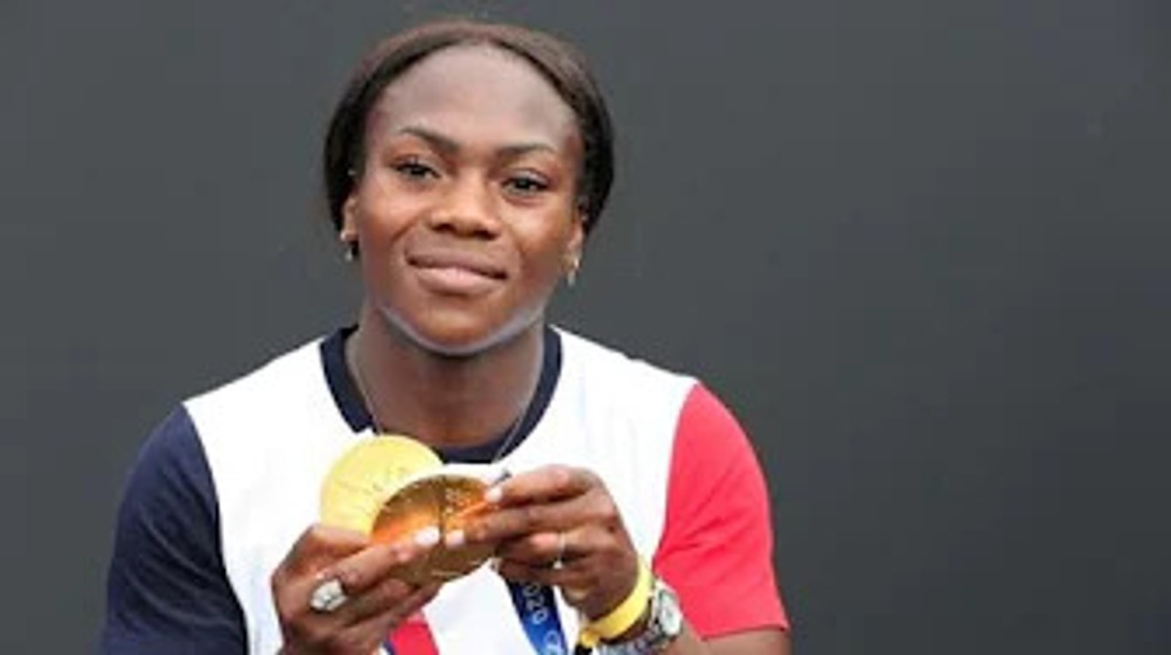 Clarisse Agbégnénou bientôt m@man  Je commence à sentir mon bébé bouger