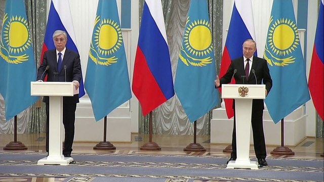 Россия и Украина проводят военные учения у границы