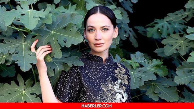 Bir Zamanlar Çukurova Betül kim? ATV BZÇ Betül'ü canlandıran İlayda Çevik kimdir? İlayda Çevik kaç yaşında, aslen nerelidir?