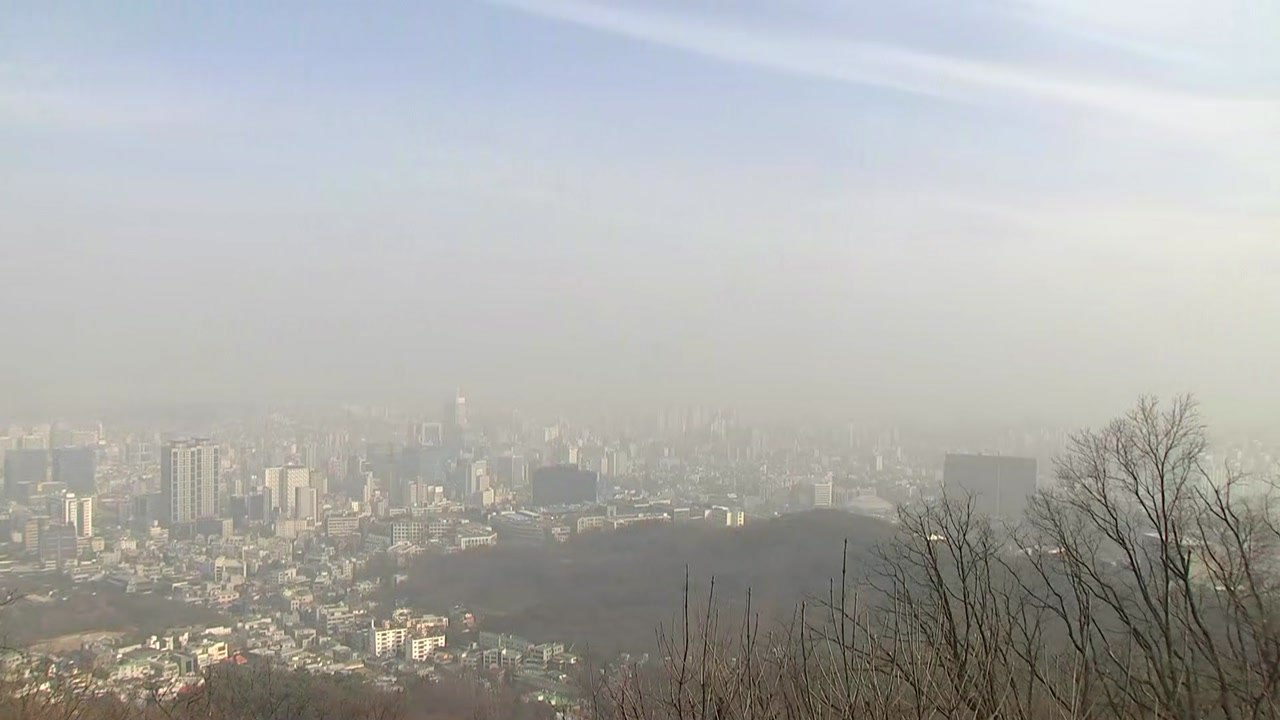 [날씨] 오늘 추위 대신 초미세먼지↑...짙은 안개, 대기 건조 / YTN