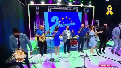 #ElGatiman y otros artistas le ponen ambiente a la celebración del segundo aniversario de Que Viva La Vida