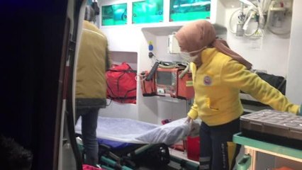 Darbedilip bıçaklanan kişi hastaneye kaldırıldı
