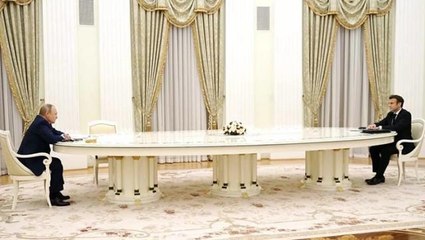 Gündem olan Putin-Macron görüşmesinin perde arkası! PCR test kuralına uymadığı için uzun masa tercih edilmiş