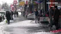 Bitlis'te kar kalınlığı 7 metreye ulaştı