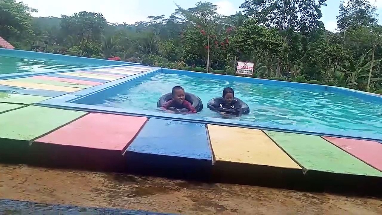 HIBURAN -- SAMIDA PUNYA CERITA