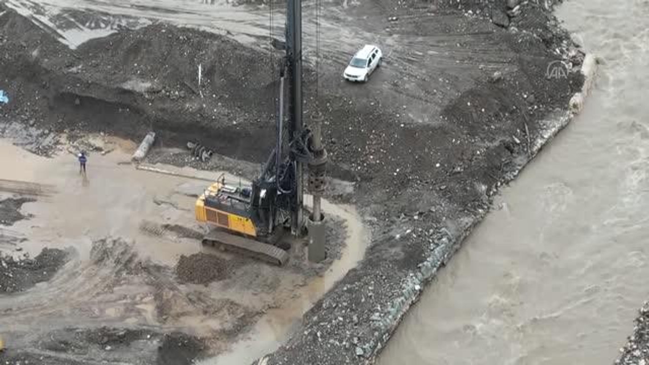 Son dakika haber... KASTAMONU - Sel felaketi yaşayan Bozkurt, 6 ayda şantiyeye döndü