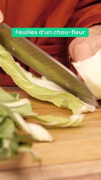 Nouilles sautées aux feuilles de chou-fleur