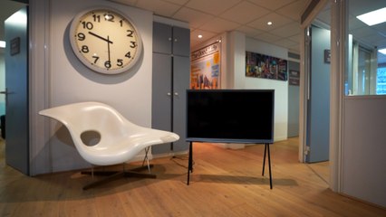 Samsung The Serif de Ronan et Erwan Bouroullec