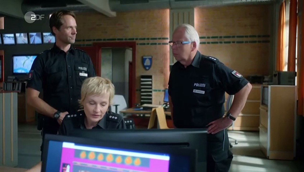 Notruf Hafenkante (400) Staffel 16 Folge 22 - Nackt im Netz