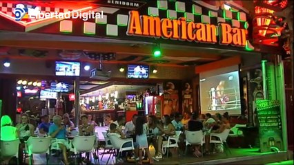 Un ciudadano británico recupera su dentadura postiza perdida en Benidorm hace más de una década