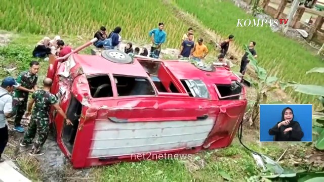 Mobil Elf Rombongan Pelajar SMK jatuh ke Jurang, 1 Tewas dan 12 Lainnya Luka-Luka
