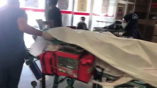 Hırsızlık yaptıkları evdeki yaşlı çifti bıçaklayan 3 kişi yakalandı - Yaralıların hastaneye sevki