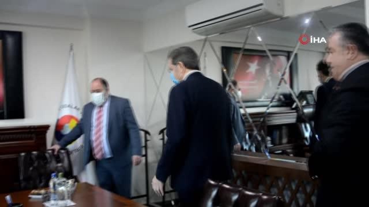 TOBB Başkanı Hisarcıklıoğlu: "Dünyada üyesine kefil olan tek kuruluşuz"