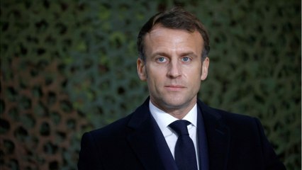 FEMME ACTUELLE - "On a très envie de vous" : les Jeunes avec Emmanuel Macron dévoilent une affiche très osée