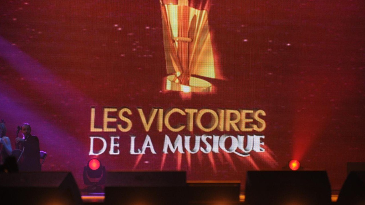 VOICI : « C'est un vieux monde " : un célèbre artiste dézingue la cérémonie des Victoires de la Musique