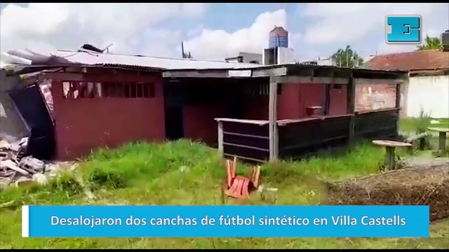 Desalojaron dos canchas de fútbol sintético en Villa Castells