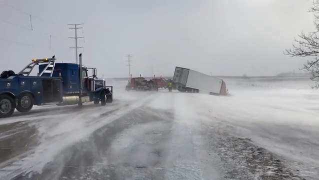 Storm drops snow from the Northern Plains into the upper Midwest