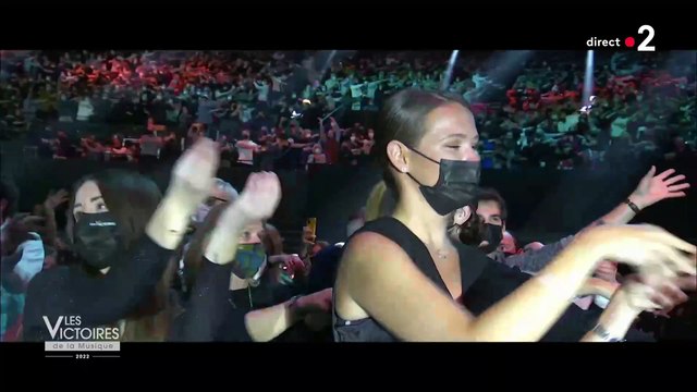 Victoires de la musique : Regardez, président d'honneur, Stromae, qui a ouvert la cérémonie avec son avatar pour interpréter son titre Santé