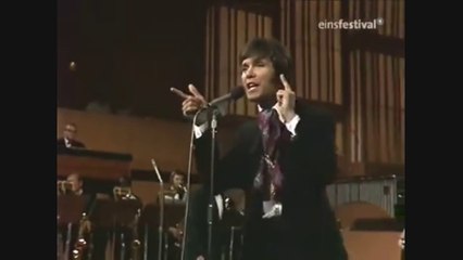 TRACY - SUGAR SUGAR by Cliff Richard - unreleased TV performance  1970n